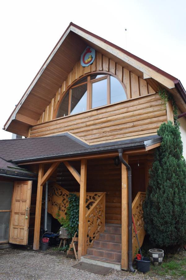 Penzion Na Gazdovskom Dvore Dolny Kubin Exterior photo